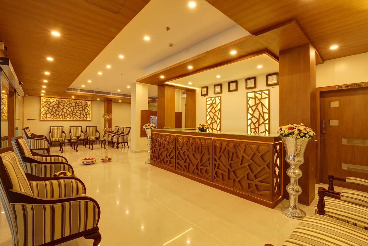 Hotel Floral Park Kottayam Buitenkant foto